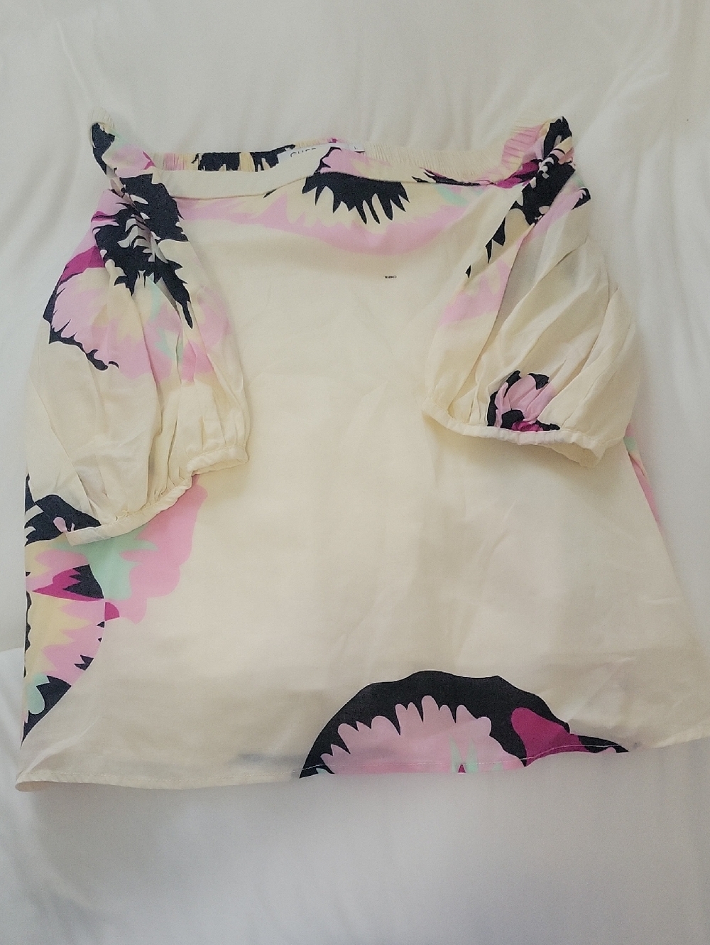 Cream Floral Off-Shoulder Puff-Sleeve Tunic